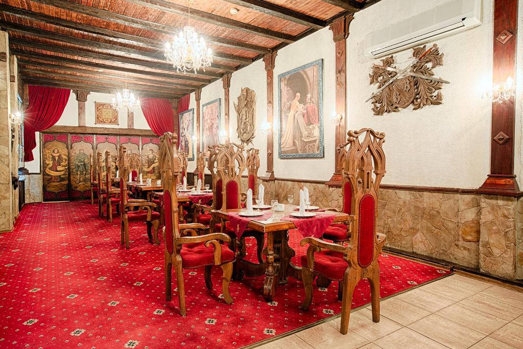 Hotel Britaniya Charkiv Esterno foto