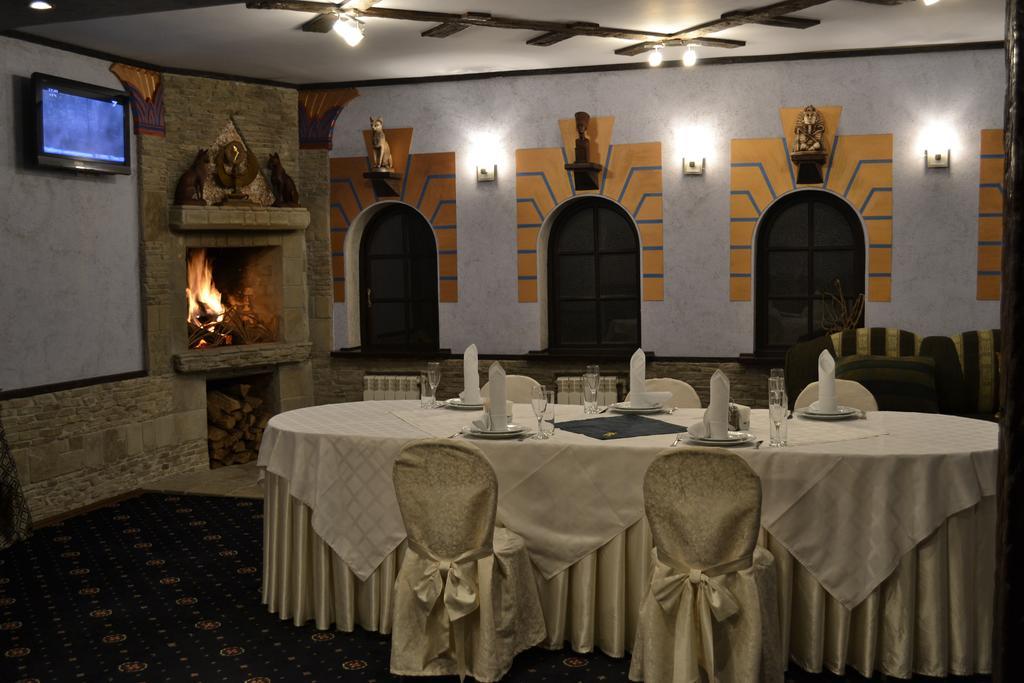 Hotel Britaniya Charkiv Esterno foto